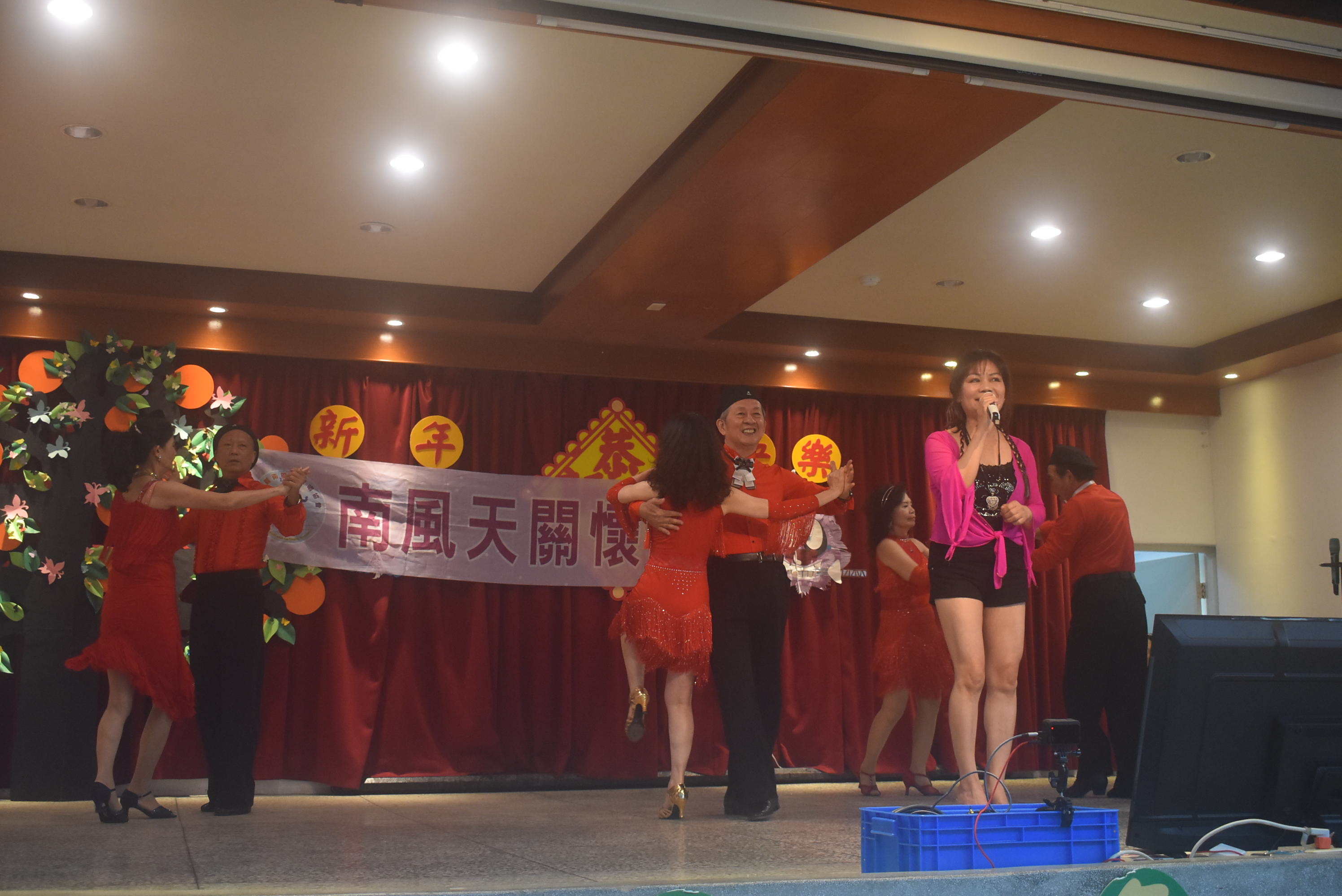 風華運動舞蹈學會精彩的舞蹈演出